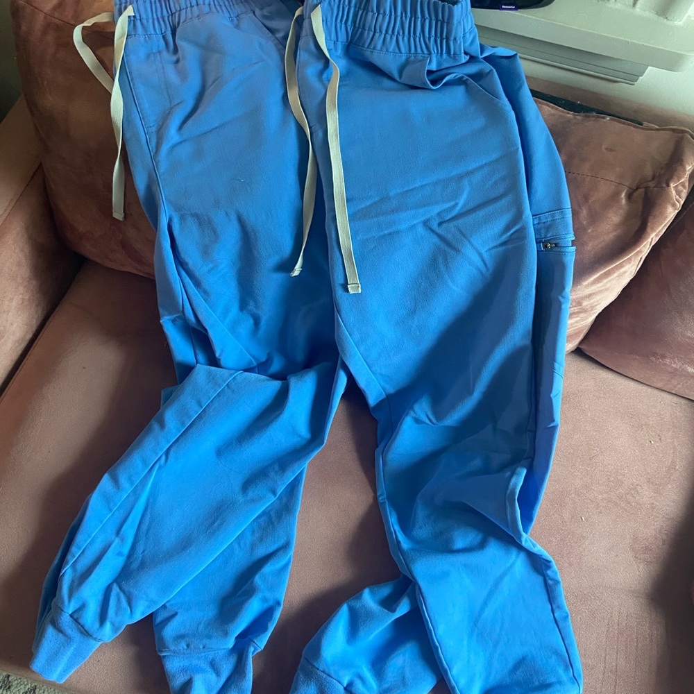 Figs Zamora high waisted scrubs